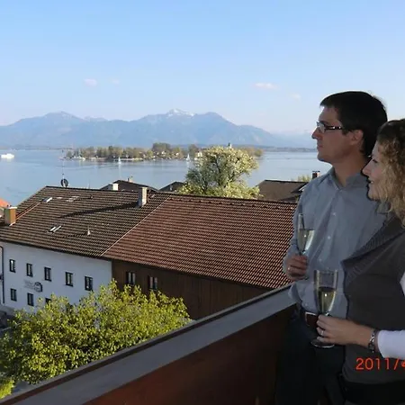 Gaestehaus Seeblick Gæstehus Gstadt am Chiemsee