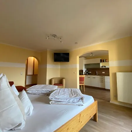 Gaestehaus Seeblick 3* Gstadt am Chiemsee